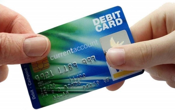 Thẻ ghi nợ Quốc tế đang rất phổ biến