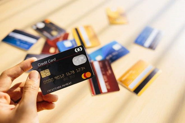 Làm lại thẻ ATM Vietinbank mất bao nhiêu tiền?