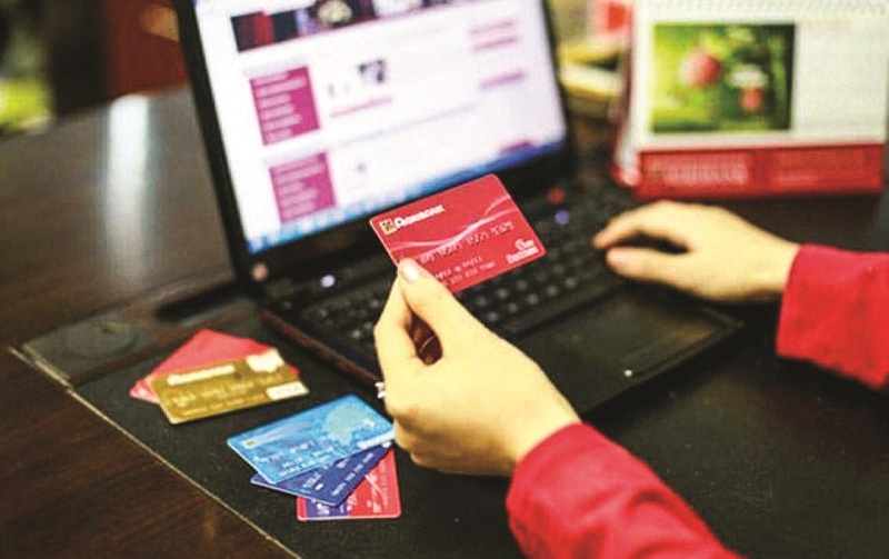 Phí duy trì thẻ ATM Agribank là gì?