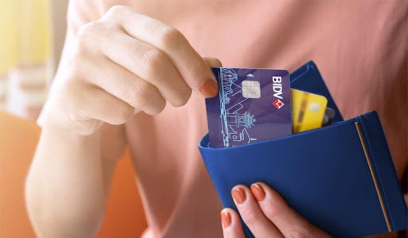 Tìm hiểu về thẻ Visa BIDV