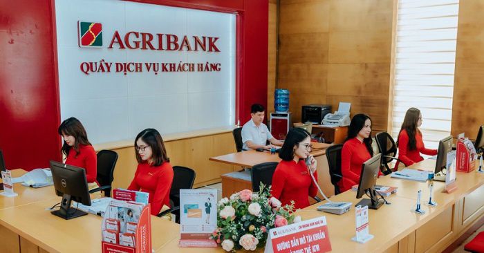 Thay đổi số điện thoại đăng ký thẻ ATM Agribank trực tiếp tại phòng giao dịch