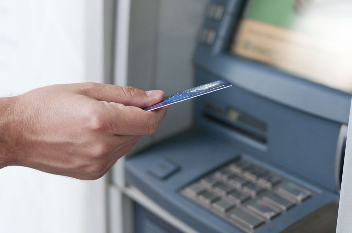 Phí chuyển tiền VietinBank qua cây ATM